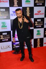Honey Singh at zee cine awards 2016 on 20th Feb 2016